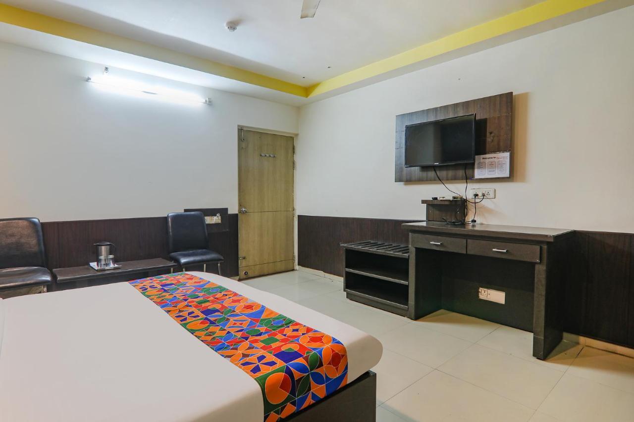 Fabhotel Ps International Hotel